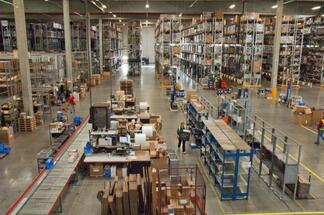 Outsourcing warehousing can significantly reduce business costs