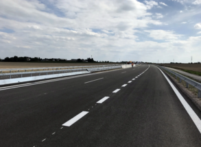 The development of logistics parks ties to transport hubs