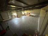 Warehouses to let in Warehouse space in Martin