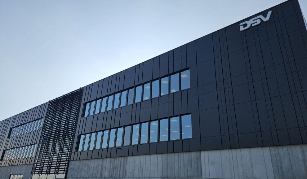 Slovakia's Commercial Real Estate Hits Record High: Prime Opportunities for Your Business in H1 2025