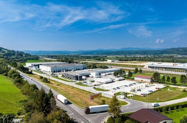 CBRE Report: Slovakia's Industrial & Logistics Market Navigated in Q3 2025
