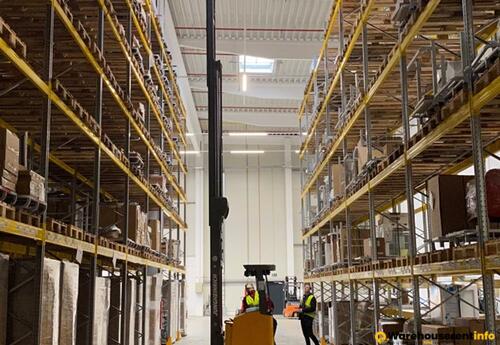 Warehouses to let in Logistické služby - No Limit Logistika s.r.o. Warehouse Premises