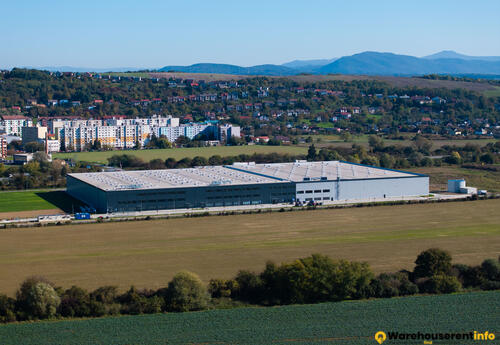 Warehouses to let in FEROVO PARK