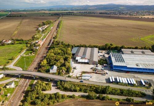 Warehouses to let in Hamadunka Warehouse 5,164 m² for Rent, Just Minutes from D1