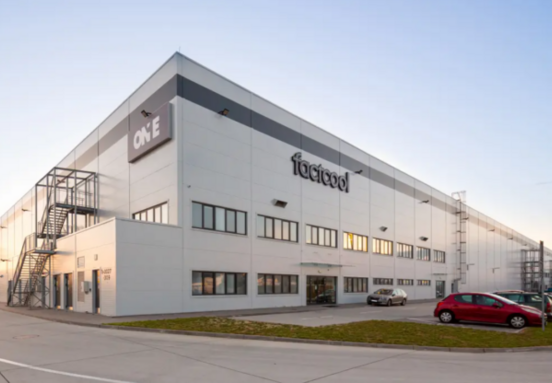 Factcool's Fulfillment Shift: A Blueprint for Optimizing Your Warehouse and Logistics Costs